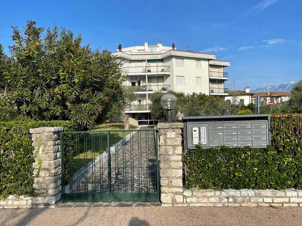 טוסקולנו מדרנו Appartamento Con Vista Lago מראה חיצוני תמונה