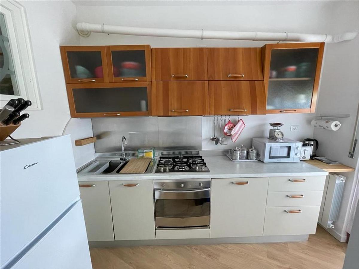 טוסקולנו מדרנו Appartamento Con Vista Lago מראה חיצוני תמונה